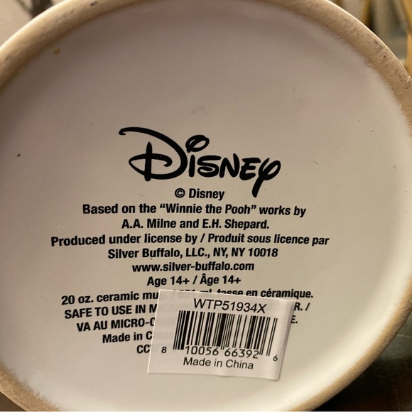 NEW Disney’s Winnie the Pooh with his honey pot Mug. - Picture 3 of 3